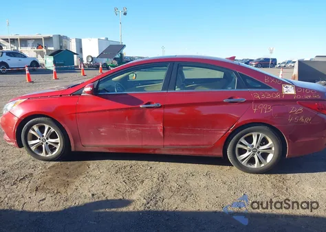 2013 Hyundai Sonata Limited z USA, uszkodzony, nr VIN 5NPEC4AC0DH706245